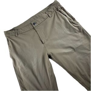 Lululemon Commission Pant Mens 35x31 Beige ABC Golf Stretch Commute Warpstreme